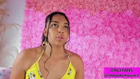 Melody online show from October 2025 10:09:01 PM