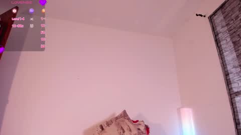 Snapshot of mely_rosee chatting on September 2025 11:32:02 AM online show from September 2025 11:32:02 AM