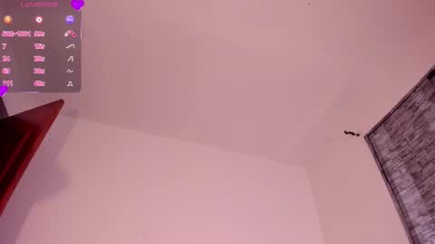 Snapshot of mely_rosee chatting on September 2025 11:45:01 AM online show from September 2025 11:45:01 AM