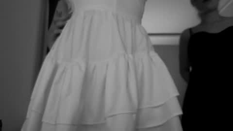 Snapshot of mencialo chatting on May 2026 11:23:04 PM Mencialo online show from May 2026 11:23:04 PM