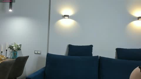 Hello My name is Lily online show from January 2025 11:04:02 AM