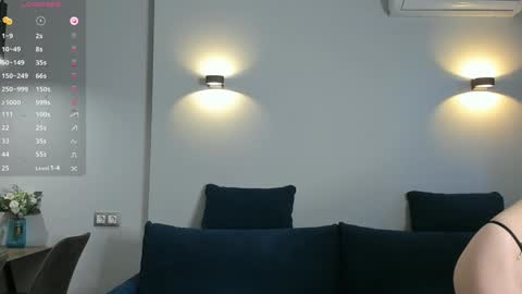 Hello My name is Lily online show from January 2025 11:17:02 AM