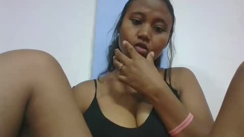 Snapshot of mendrika718601 chatting on March 2026 05:48:02 PM mendrika718601 online show from March 2026 05:48:02 PM