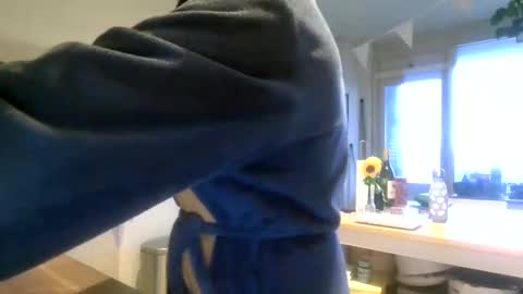 meneerkaas online show from November 2025 08:16:02 AM