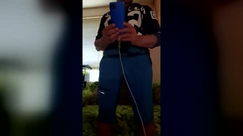 Snapshot of menlav72 chatting on July 2026 05:59:02 PM menlav72 online show from July 2026 05:59:02 PM