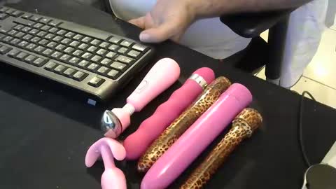 mentosgum online show from September 2025 07:41:02 PM