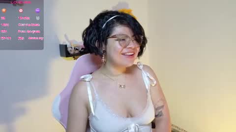 Snapshot of meow_cat4 chatting on June 2026 12:22:01 PM Cata online show from June 2026 12:22:01 PM