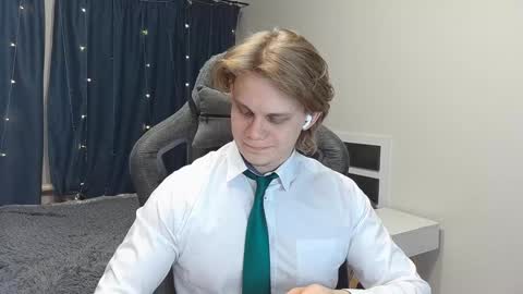 Mickey online show from December 2024 05:13:01 PM