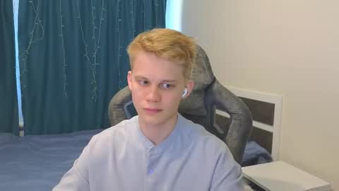 Mickey online show from September 2025 08:05:01 AM