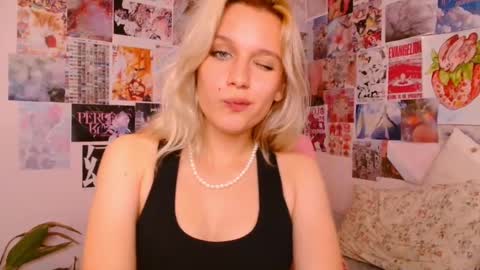 Lilu online show from March 2025 09:02:01 AM