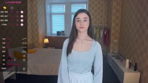 Snapshot of meoww_meows chatting on November 2025 09:41:01 AM Julie online show from November 2025 09:41:01 AM