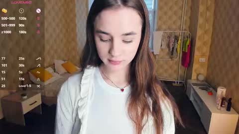 Snapshot of meoww_meows chatting on November 2025 10:19:01 AM Julie online show from November 2025 10:19:01 AM