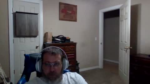 Snapshot of mercer1977 chatting on June 2026 10:30:01 PM mercer1977 online show from June 2026 10:30:01 PM
