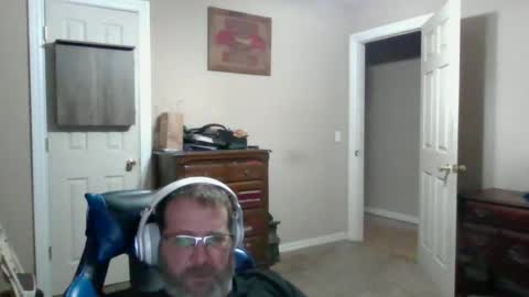 Snapshot of mercer1977 chatting on June 2026 10:36:02 AM mercer1977 online show from June 2026 10:36:02 AM