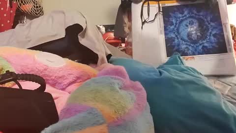 gurlnips online show from January 2025 08:47:01 AM