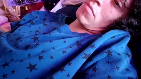 gurlnips online show from March 2025 03:45:01 AM