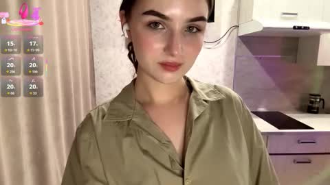 Rina online show from November 2025 06:09:02 PM