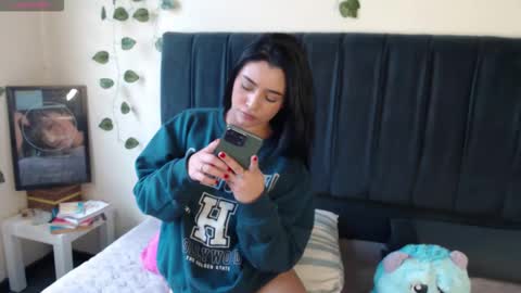 Merilyn  online show from September 2025 05:46:01 PM