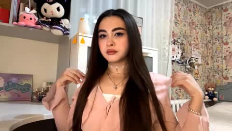 Enni online show from November 2025 05:48:01 PM