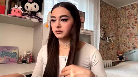 Enni online show from November 2025 08:28:01 AM