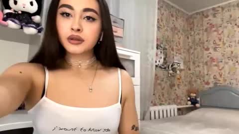 Enni online show from December 2025 05:31:02 PM