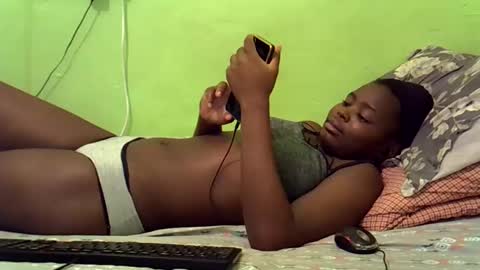 merlin_queen online show from February 2025 07:42:02 AM