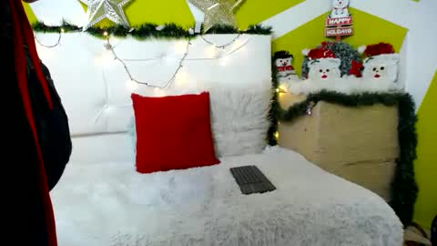 Merlina online show from December 2024 09:13:01 PM