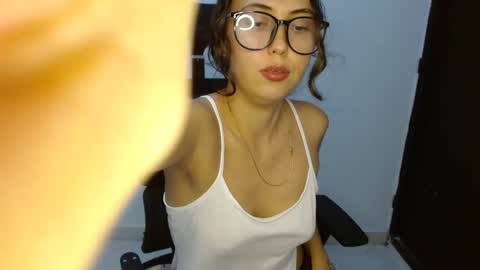 Snapshot of merly_14 chatting on May 2026 03:13:01 AM merly_14 online show from May 2026 03:13:01 AM