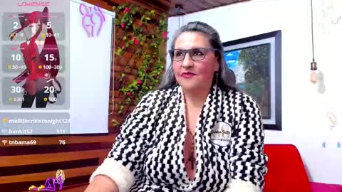 Snapshot of merlyna_goldens chatting on January 2025 06:45:01 AM My next birthday is December 11th. online show from January 2025 06:45:01 AM