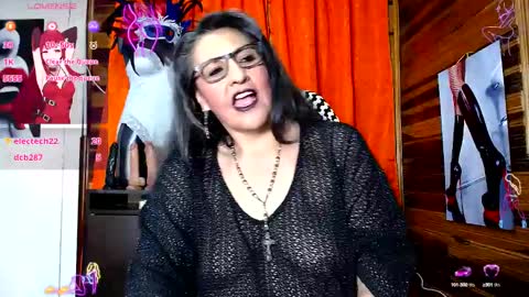 Snapshot of merlyna_goldens chatting on January 2025 06:20:02 AM My next birthday is December 11th. online show from January 2025 06:20:02 AM