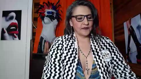 Snapshot of merlyna_goldens chatting on January 2025 09:19:02 AM My next birthday is December 11th. online show from January 2025 09:19:02 AM