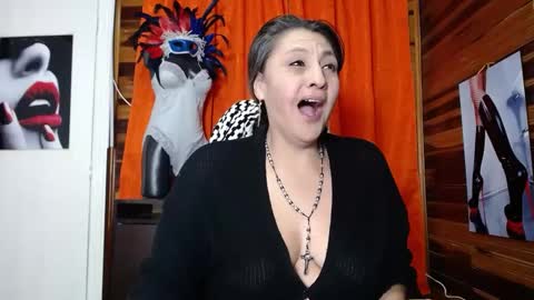 Snapshot of merlyna_goldens chatting on January 2025 02:58:02 AM My next birthday is December 11th. online show from January 2025 02:58:02 AM