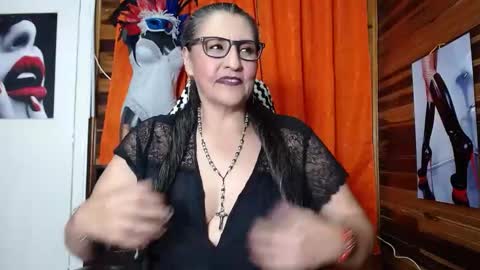 Snapshot of merlyna_goldens chatting on February 2025 09:15:01 AM My next birthday is December 11th. online show from February 2025 09:15:01 AM