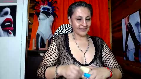 Snapshot of merlyna_goldens chatting on February 2025 03:26:02 AM My next birthday is December 11th. online show from February 2025 03:26:02 AM