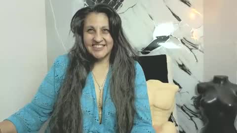 Snapshot of merlyna_goldens chatting on October 2025 02:44:01 AM My next birthday is December 11th. online show from October 2025 02:44:01 AM