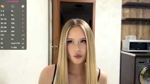 Snapshot of merrileesmoldt chatting on July 2026 01:14:02 PM Stefani online show from July 2026 01:14:02 PM