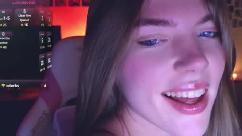 Snapshot of merry_dancers_ chatting on January 2025 04:18:02 PM Susan online show from January 2025 04:18:02 PM