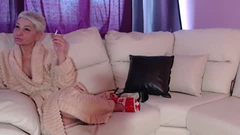 Jenny online show from February 2025 11:46:01 AM