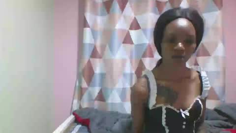 Snapshot of messyluna chatting on July 2026 06:43:02 PM meggy and bree online show from July 2026 06:43:02 PM