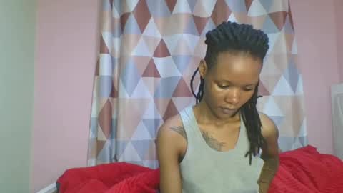 Snapshot of messyluna chatting on July 2026 02:25:01 AM meggy and bree online show from July 2026 02:25:01 AM