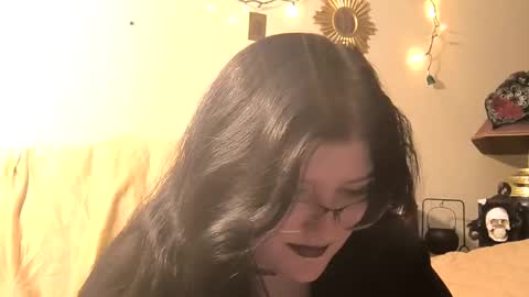 Lia online show from September 2025 10:48:01 AM