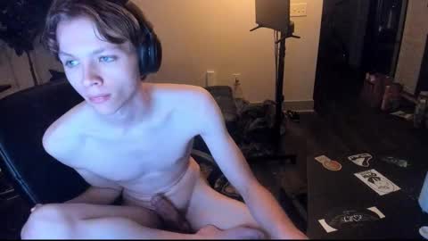 metalhedzoomer online show from December 2025 08:08:02 AM