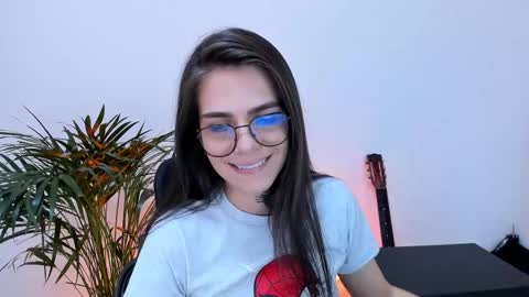 Meurif online show from February 2025 03:08:01 PM