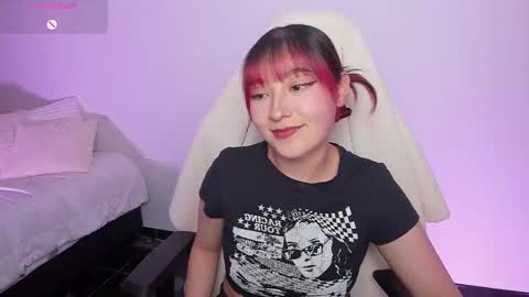 Snapshot of mexitalyguitarist chatting on December 2024 12:55:02 AM Booniee online show from December 2024 12:55:02 AM