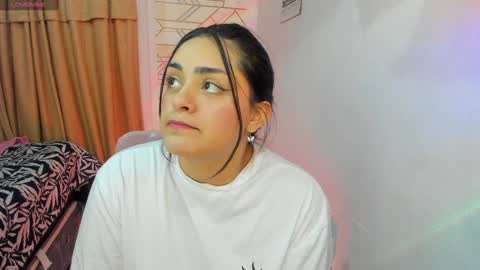 Snapshot of mexitalyguitarist chatting on January 2025 04:08:01 AM Booniee online show from January 2025 04:08:01 AM