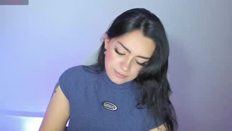 Snapshot of mexitalyguitarist chatting on November 2025 03:49:02 AM Booniee online show from November 2025 03:49:02 AM