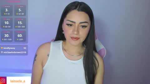 Snapshot of mexitalyguitarist chatting on November 2025 05:06:02 AM Booniee online show from November 2025 05:06:02 AM