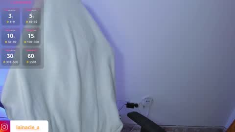 Snapshot of mexitalyguitarist chatting on November 2025 05:10:01 AM Booniee online show from November 2025 05:10:01 AM