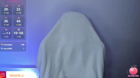 Snapshot of mexitalyguitarist chatting on November 2025 04:27:01 AM Booniee online show from November 2025 04:27:01 AM