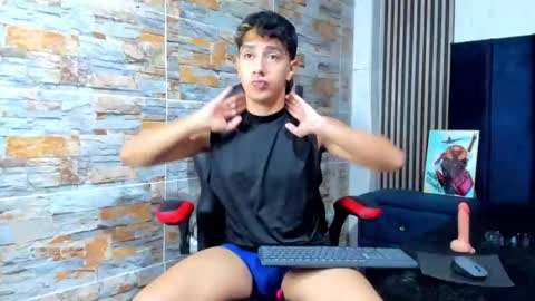 mexwilliams online show from November 2025 12:37:01 PM